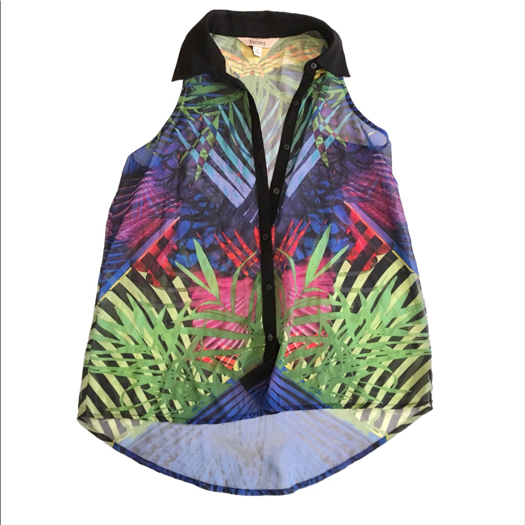 Decree Colorful Leaves Sleeveless Top